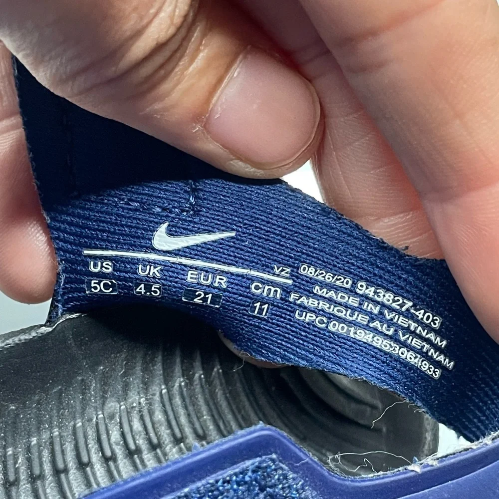 Nike Kids Blue and Navy Open-Toe Sandals